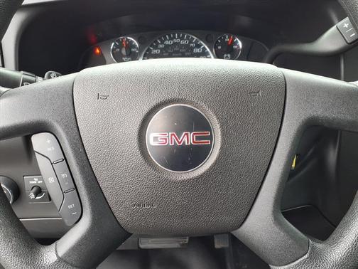 2019 GMC Savana 2500 Work Van