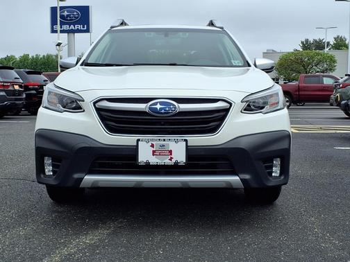 2022 Subaru Outback Touring