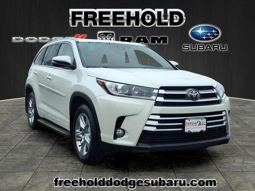 Blizzard Pearl 2017 Toyota Highlander Limited