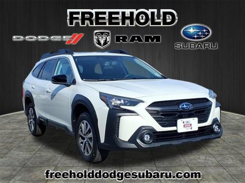 Crystal White Pearl 2023 Subaru Outback Premium