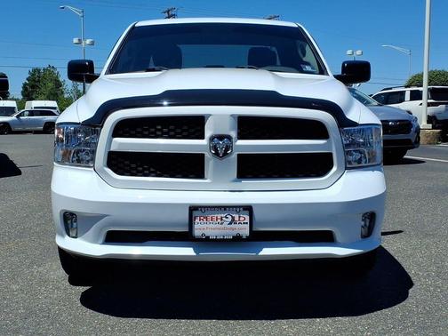 Bright White Clearcoat 2019 RAM 1500 Classic Express