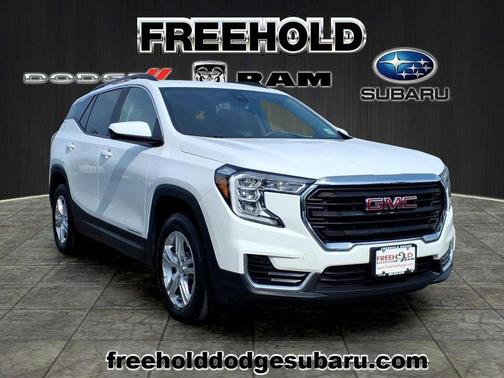 Summit White 2022 GMC Terrain SLE