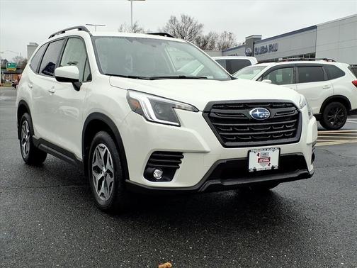 2024 Subaru Forester Premium