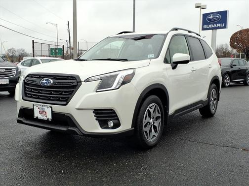 2024 Subaru Forester Premium