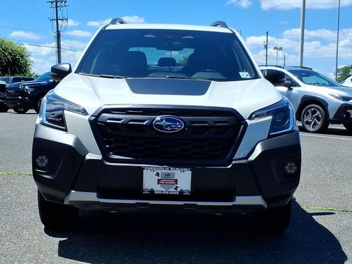 Crystal White Pearl 2023 Subaru Forester Wilderness