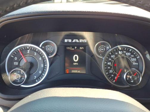 Diamond Black 2024 RAM 2500 Big Horn
