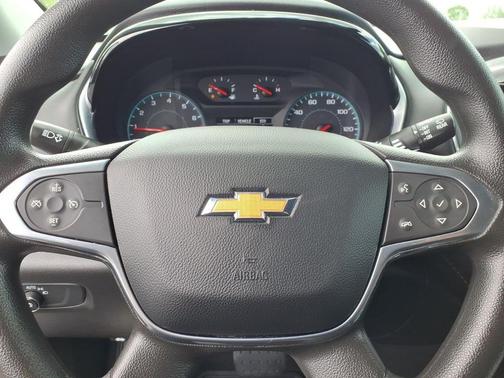 Satin Steel Metallic 2020 Chevrolet Traverse LS