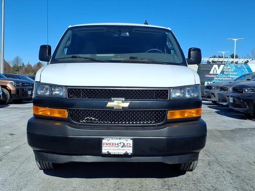 2024 Chevrolet Express 3500 LS