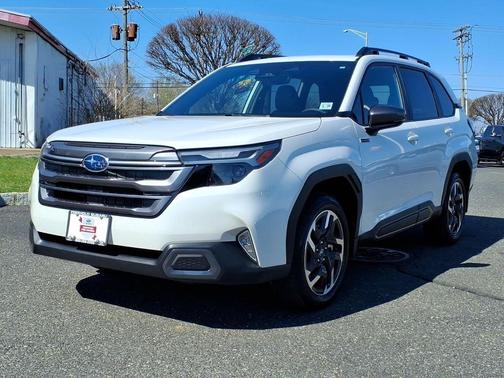 Crystal White Pearl 2025 Subaru Forester Hybrid Limited