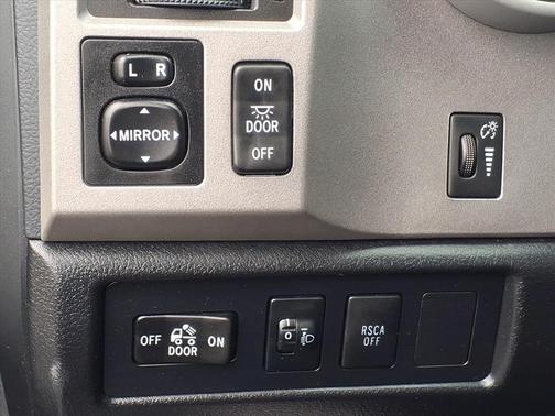 2013 Toyota Tundra Grade