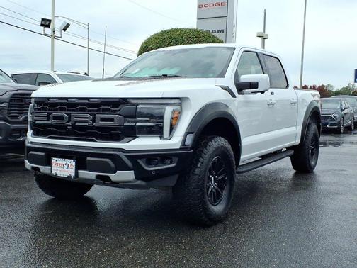 Oxford White 2025 Ford F-150 Raptor