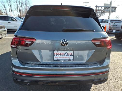 2022 Volkswagen Tiguan 2.0T SE R-Line Black