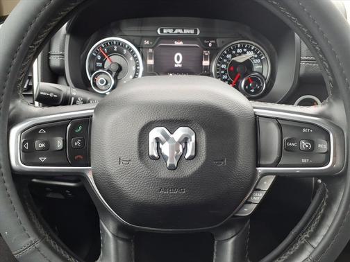 Diamond Black 2019 RAM 1500 Laramie