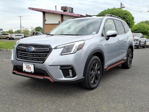 Ice Silver Metallic 2024 Subaru Forester Sport