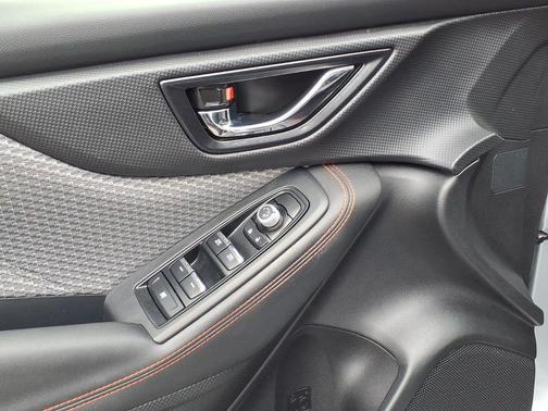 Ice Silver Metallic 2024 Subaru Forester Sport