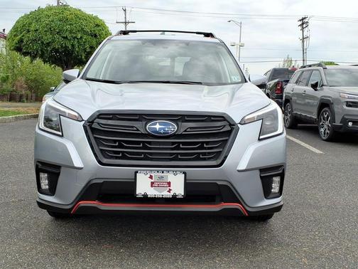 Ice Silver Metallic 2024 Subaru Forester Sport