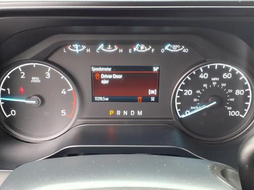 Oxford White 2025 Ford F-250 XLT