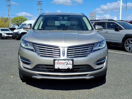 2015 Lincoln MKC Base