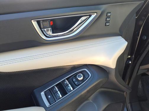 2023 Subaru Ascent Limited 8-Passenger