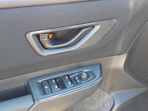 Crystal White 2026 Subaru Outback Premium