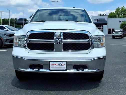 Bright White Clearcoat 2022 RAM 1500 Classic Tradesman