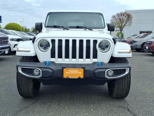 Bright White Clearcoat 2023 Jeep Wrangler 4xe Sahara