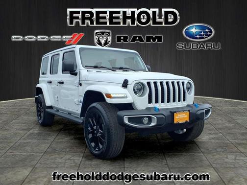 Bright White Clearcoat 2023 Jeep Wrangler 4xe Sahara