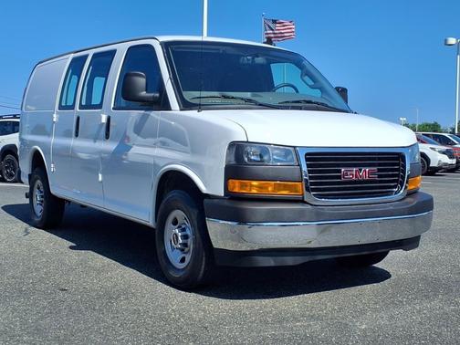 2023 GMC Savana 2500 Work Van