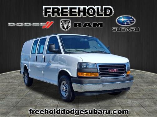2023 GMC Savana 2500 Work Van