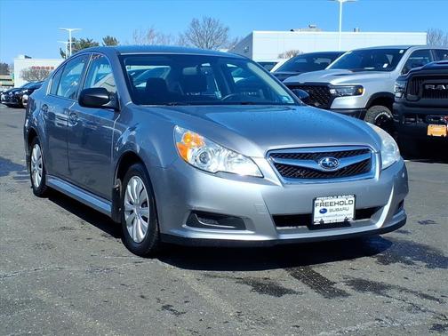 2010 Subaru Legacy 2.5i