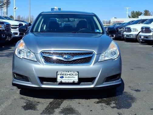 2010 Subaru Legacy 2.5i
