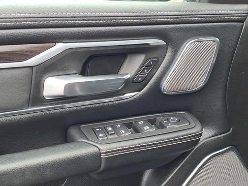 Granite Crystal Clearcoat Metallic 2025 RAM 1500 Laramie