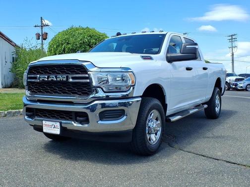 Bright White Clearcoat 2023 RAM 2500 Tradesman