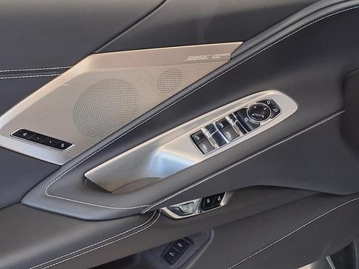 2024 Chevrolet Corvette Stingray w/2LT