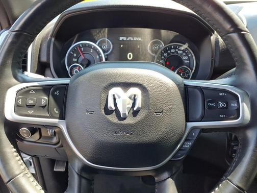 Bright White Clearcoat 2024 RAM 2500 Big Horn
