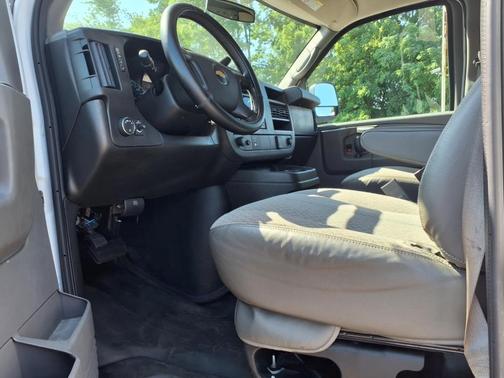 2015 Chevrolet Express 2500 Work Van