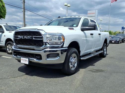 Bright White Clearcoat 2024 RAM 2500 Tradesman