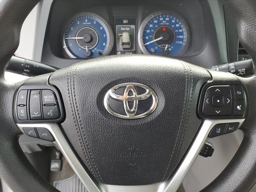 2018 Toyota Sienna L