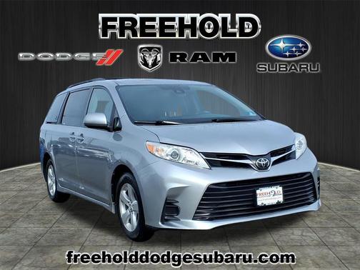 2018 Toyota Sienna L