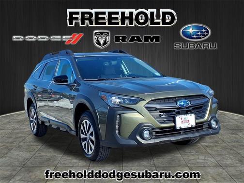 2025 Subaru Outback Premium
