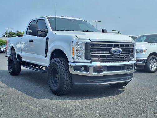 2023 Ford F-250 XL