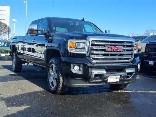 2017 GMC Sierra 2500 SLT