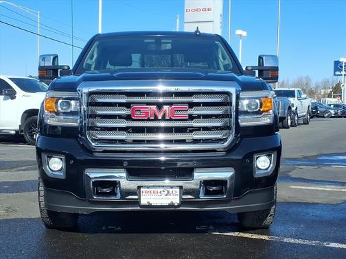 2017 GMC Sierra 2500 SLT