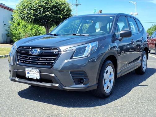 Magnetite Gray Metallic 2022 Subaru Forester
