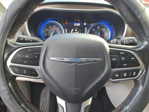 2019 Chrysler Pacifica Touring-L