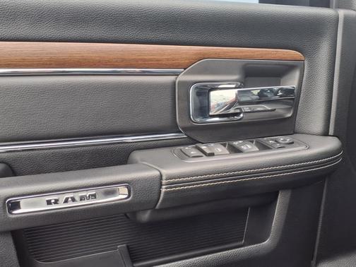 2015 RAM 2500 Laramie