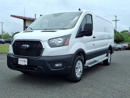 Oxford White 2024 Ford Transit-250 Base