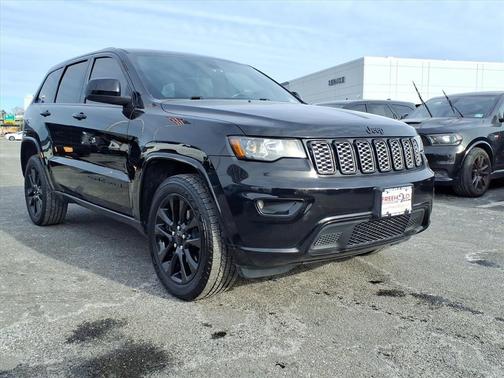 2017 Jeep Grand Cherokee Altitude