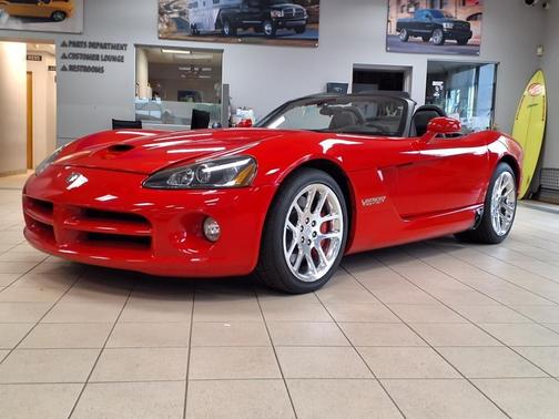 2004 Dodge Viper SRT-10