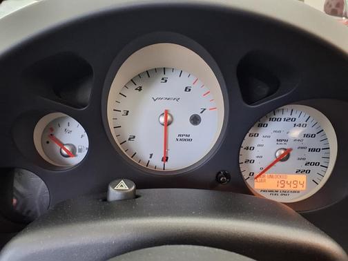 2004 Dodge Viper SRT-10